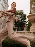 MOTF PREMIUM CONJUNTO DE TOP COM GOLA SEPARADA E CALÇA COM CORDÃO NA CINTURA - Imagem 6